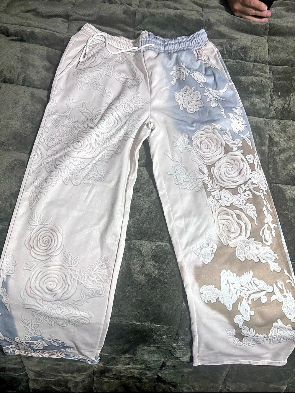 Floral Wide Leg Pants White & Gray Size XXL Like New